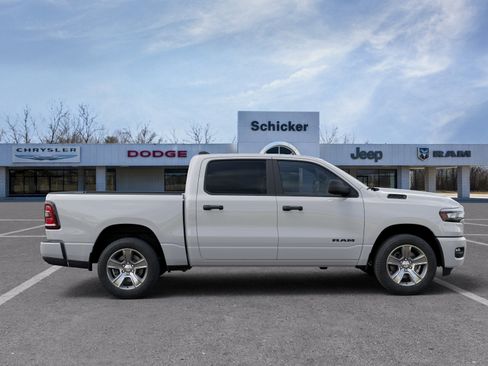 New 2026 RAM 1500 Express image 47