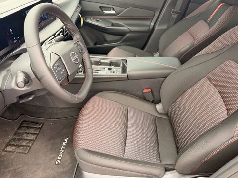 New 2026 Nissan Sentra SR w/ Floor Mat Package image 13