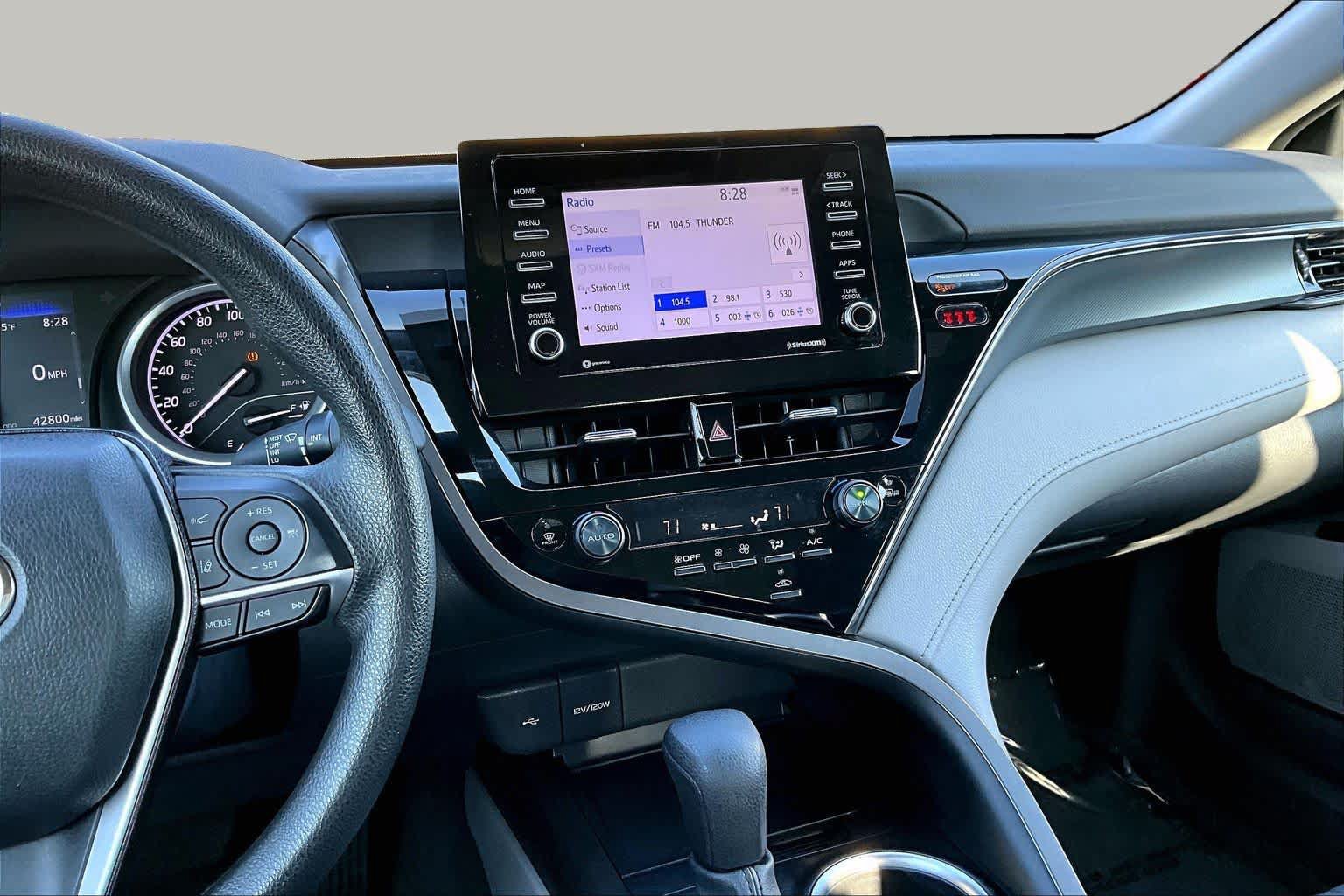 Used 2023 Toyota Camry LE w/ Convenience Package FWD image 6