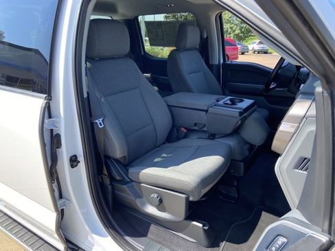 Used 2025 Ford F150 XLT w/ Equipment Group 301A Standard AWD/4WD image 20