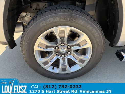 Used 2021 RAM 1500 Laramie AWD/4WD image 11