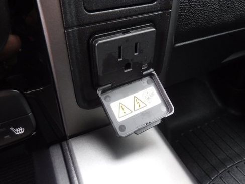 Certified 2017 RAM 1500 Sport image 44