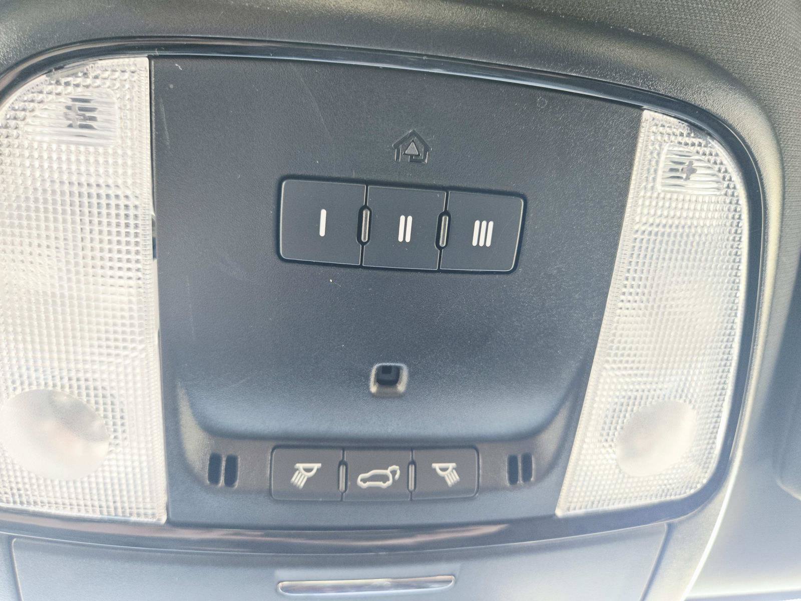 Used 2025 Dodge Durango GT AWD/4WD image 38