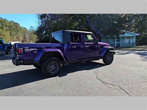 New 2026 Jeep Gladiator Sport image 35