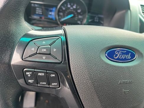 Used 2016 Ford Explorer XLT w/ Equipment Group 202A AWD/4WD image 25