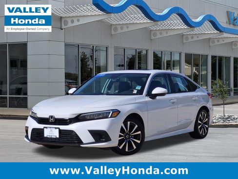 Used 2023 Honda Civic EX image 1