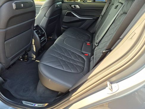 Used 2026 BMW X5 xDrive40i w/ M Sport Package AWD/4WD image 36