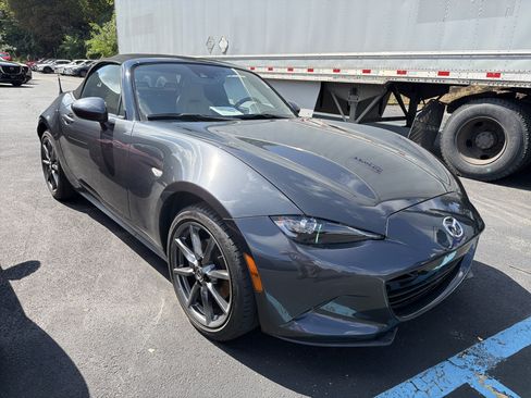 Used 2016 MAZDA MX-5 Miata Grand Touring RWD image 7