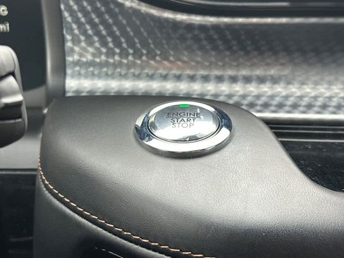 Certified 2023 Lincoln Aviator Black Label image 24