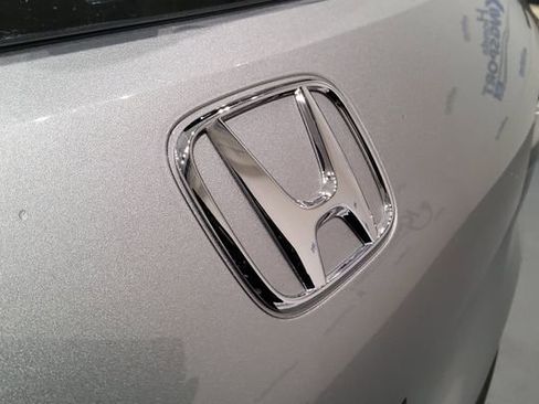 Used 2023 Honda HR-V LX image 35