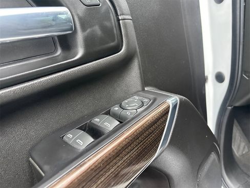 Used 2022 Chevrolet Silverado 2500 LT w/ Convenience Package image 22