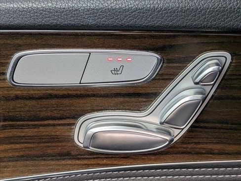 Used 2016 Mercedes-Benz C 300 Sedan image 15