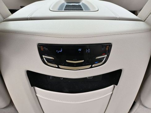 Used 2020 Cadillac Escalade ESV Premium Luxury image 49