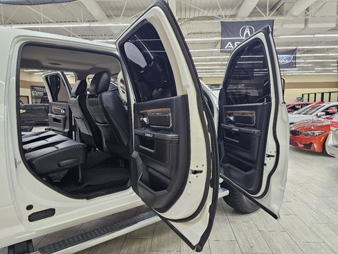 Used 2016 RAM 2500 Laramie image 14