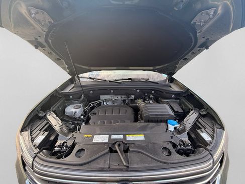 Used 2025 Volkswagen Atlas SE FWD image 34