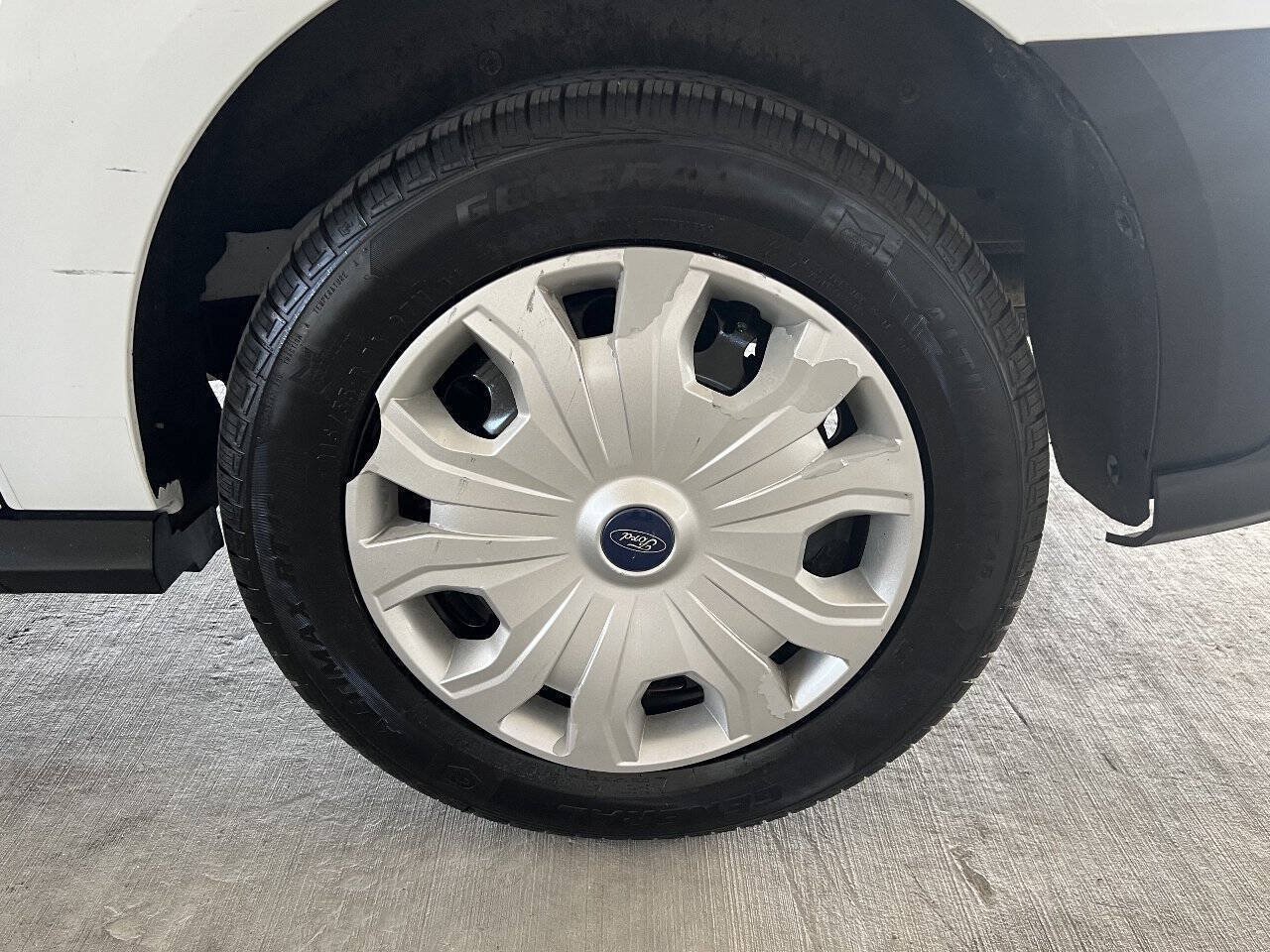 Used 2019 Ford Transit Connect XL FWD image 28