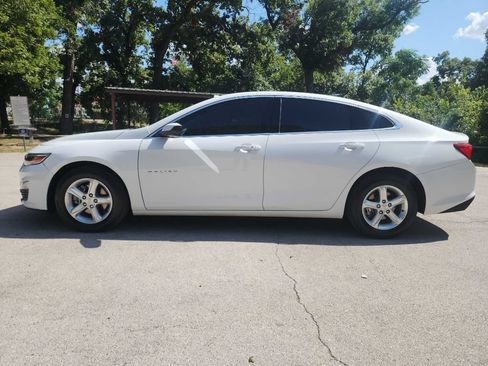 Used 2024 Chevrolet Malibu LS FWD image 4