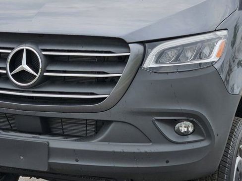 New 2025 Mercedes-Benz Sprinter 2500 image 9