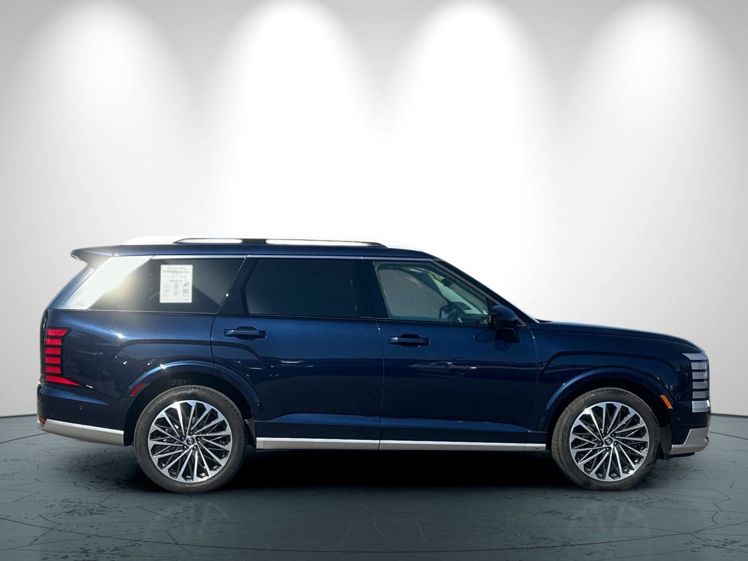 Used 2026 Hyundai Palisade Calligraphy AWD/4WD image 3