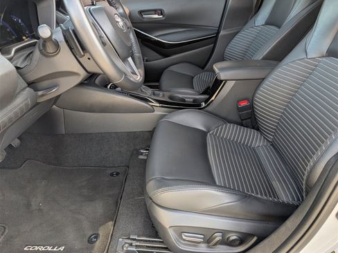 Used 2022 Toyota Corolla XSE image 14