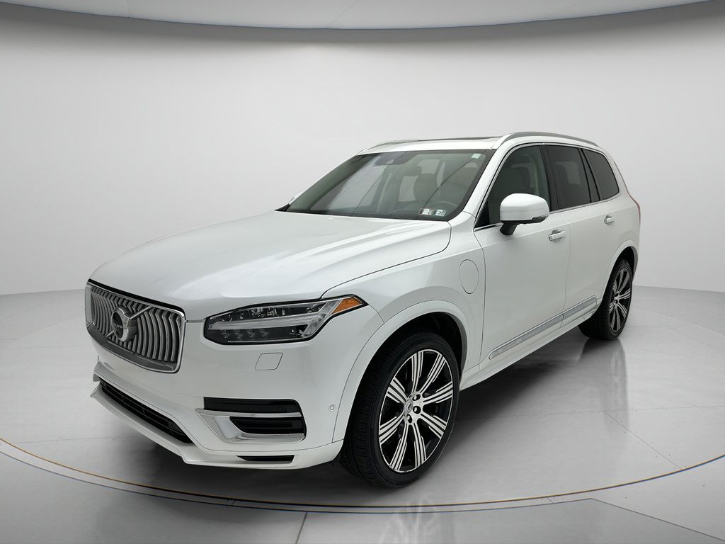 Used 2021 Volvo XC90 T8 Inscription w/ Advanced Package AWD/4WD image 3