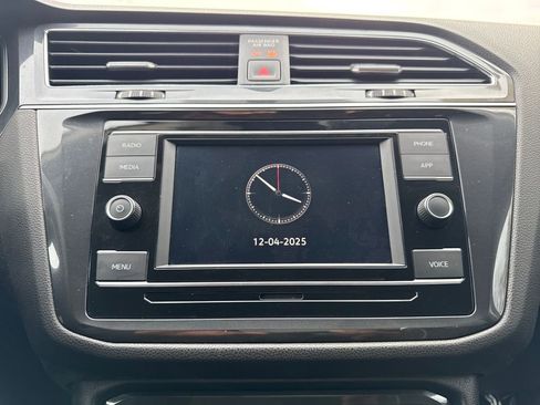 Used 2023 Volkswagen Tiguan S image 23