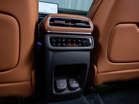 New 2026 Genesis GV80 3.5T Prestige AWD/4WD image 18