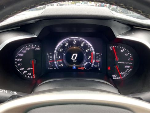 Used 2016 Chevrolet Corvette Stingray Coupe RWD image 21