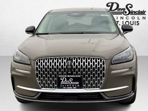 New 2025 Lincoln Corsair AWD w/ Equipment Group 101A image 2