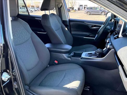 Certified 2024 Toyota RAV4 XLE image 7