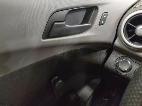 Used 2020 Chevrolet Sonic LT FWD image 27