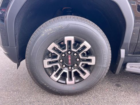 New 2026 GMC Sierra EV Elevation image 11