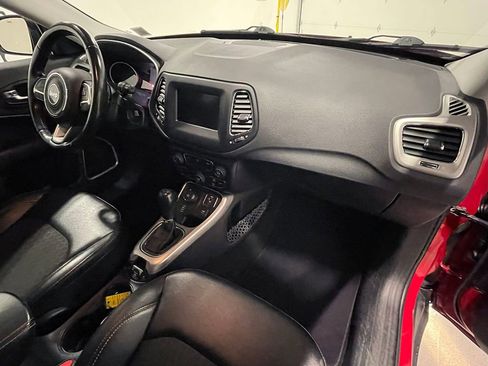 Used 2020 Jeep Compass Latitude image 26