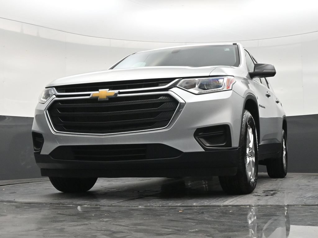 Used 2021 Chevrolet Traverse LS FWD image 26