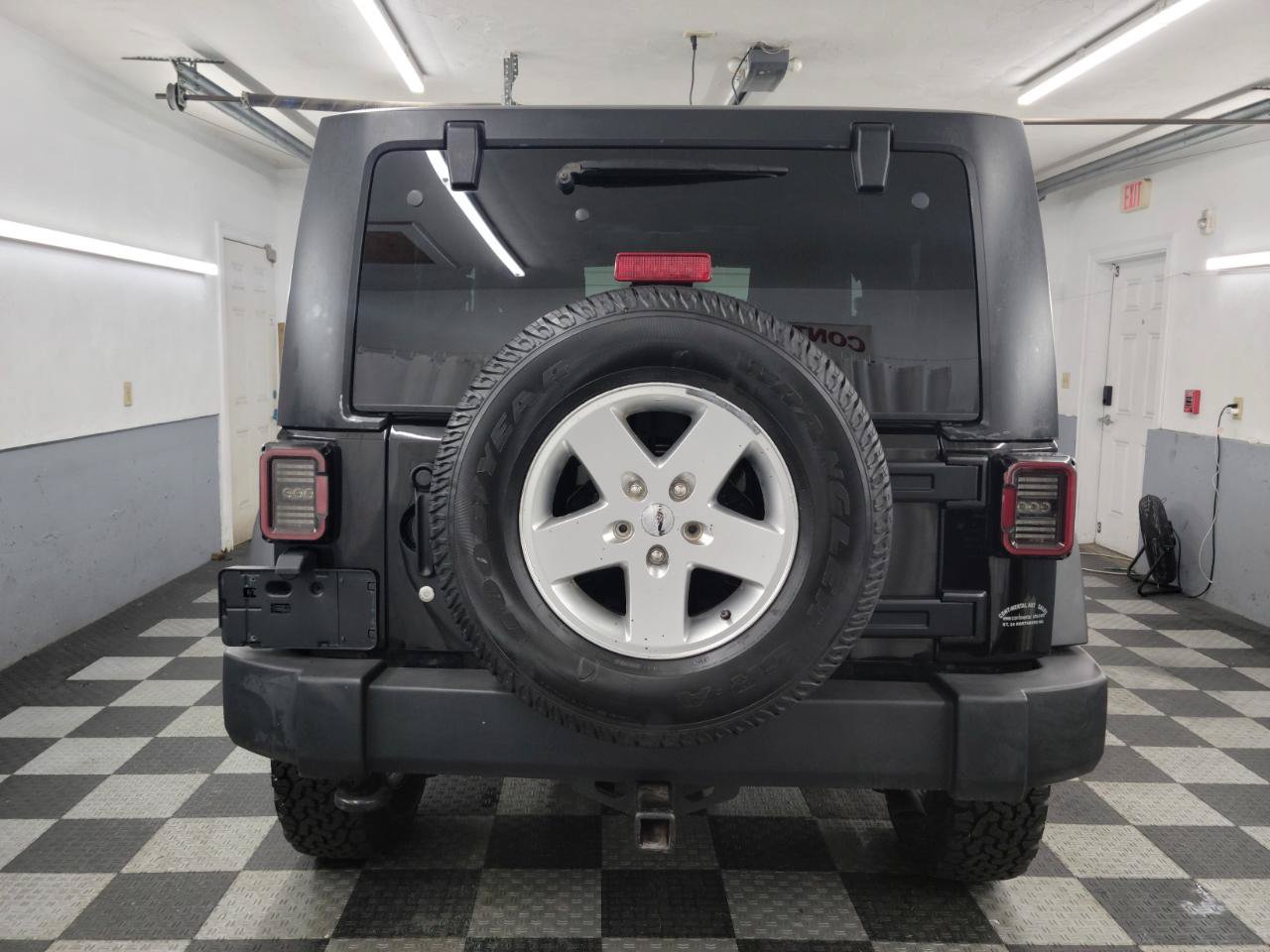 Used 2012 Jeep Wrangler Sport AWD/4WD image 6