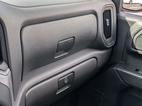 Used 2024 Chevrolet Silverado 1500 Custom image 27