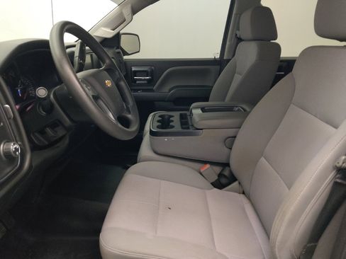 Used 2018 Chevrolet Silverado 1500 Custom w/ Trailering Package RWD image 17