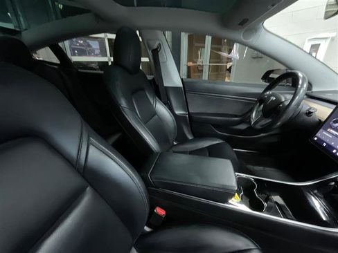 Used 2018 Tesla Model 3 Long Range image 24
