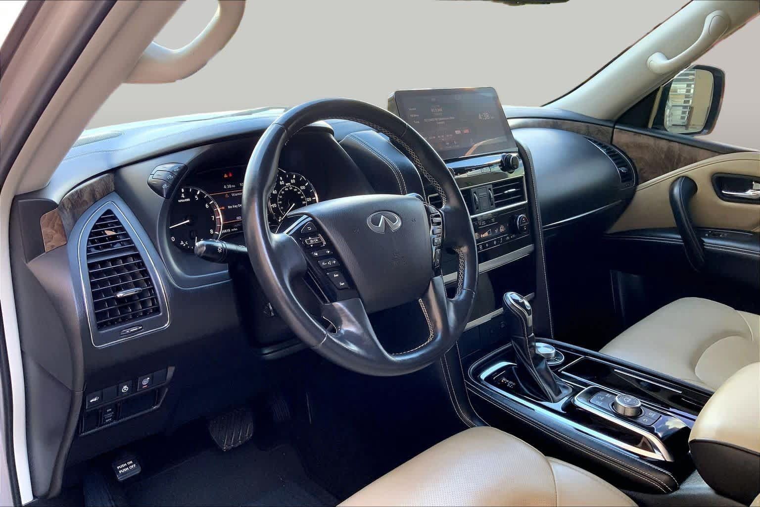 Used 2023 INFINITI QX80 Premium Select w/ Cargo Package AWD/4WD image 18