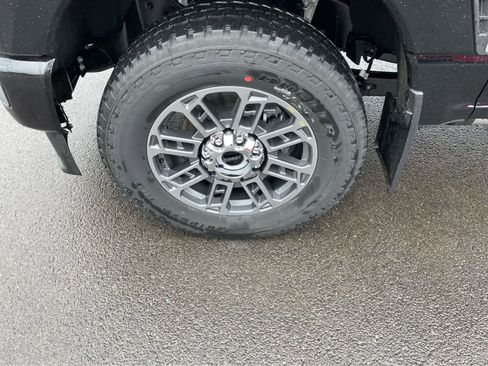 New 2025 Ford F250 Platinum w/ Platinum Plus Package image 9