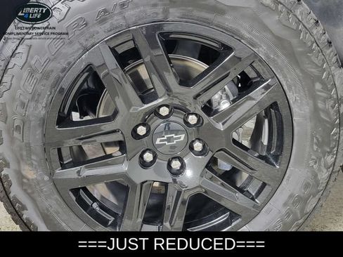 Used 2023 Chevrolet Colorado Trail Boss AWD/4WD image 10