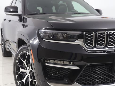 Used 2023 Jeep Grand Cherokee Summit image 22