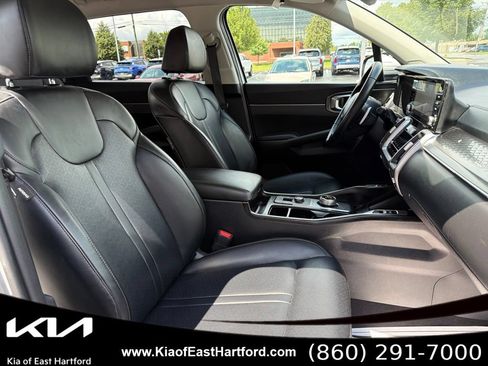 Certified 2023 Kia Sorento EX AWD/4WD image 11