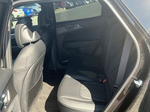 Used 2025 Kia Sportage X-Line image 38