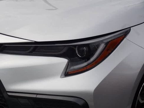 Used 2022 Toyota Corolla SE image 20