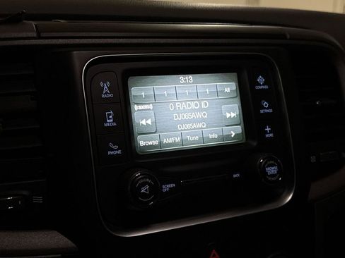 Used 2016 RAM 1500 Express AWD/4WD image 14