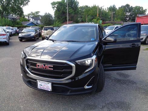 Used 2019 GMC Terrain SLE FWD image 29