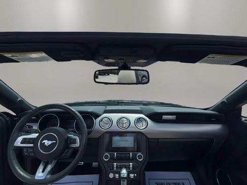Used 2018 Ford Mustang Premium RWD image 12