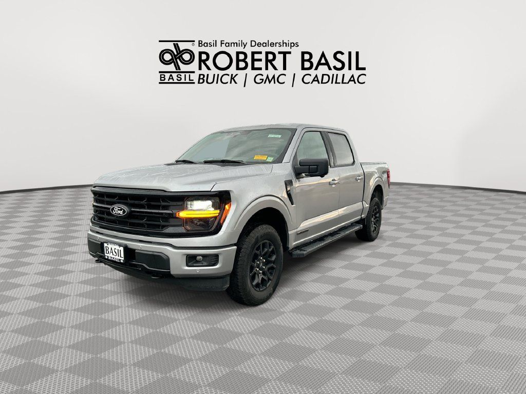 Used 2025 Ford F150 XLT w/ Equipment Group 302A MID AWD/4WD image 4