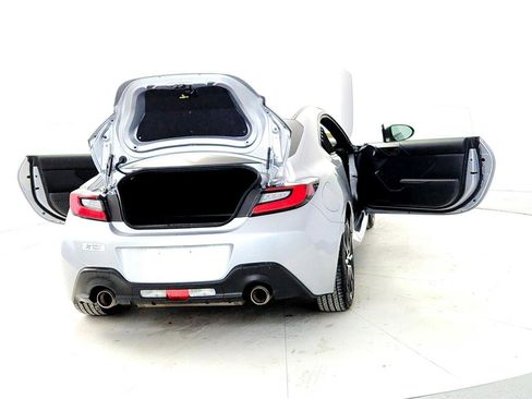 Certified 2025 Toyota GR86 w/ ALL Weather Mat Package (TMS) image 11